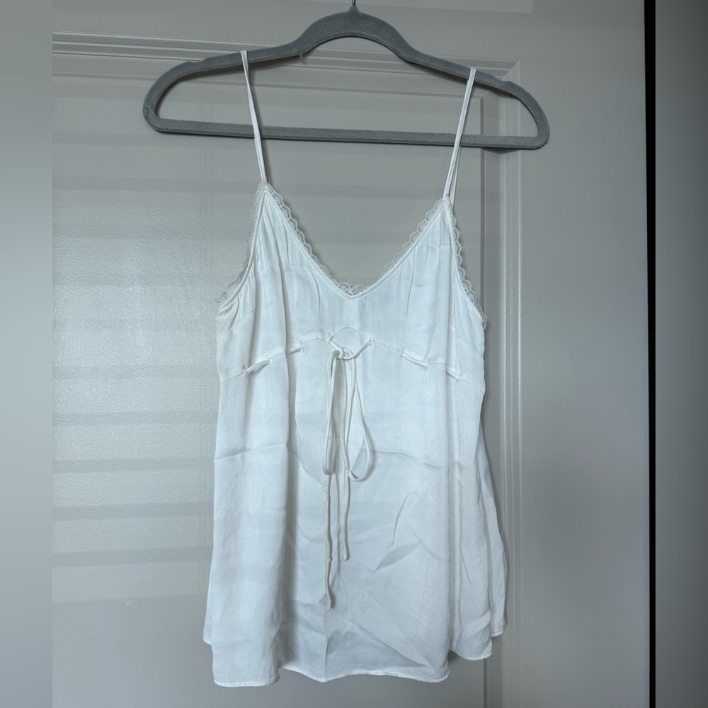 Elegant White Lace Trim Camisole Top